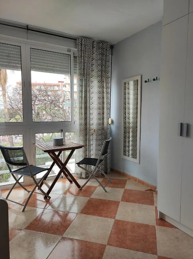 בנאלמדנה Apartamento Daniel דירה